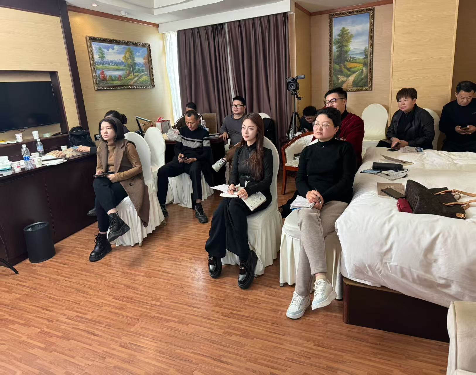 微信图片_20250416150415.jpg