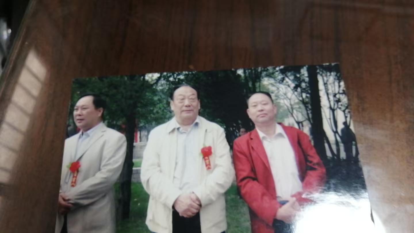 微信图片_20250909110249_1495_4.jpg